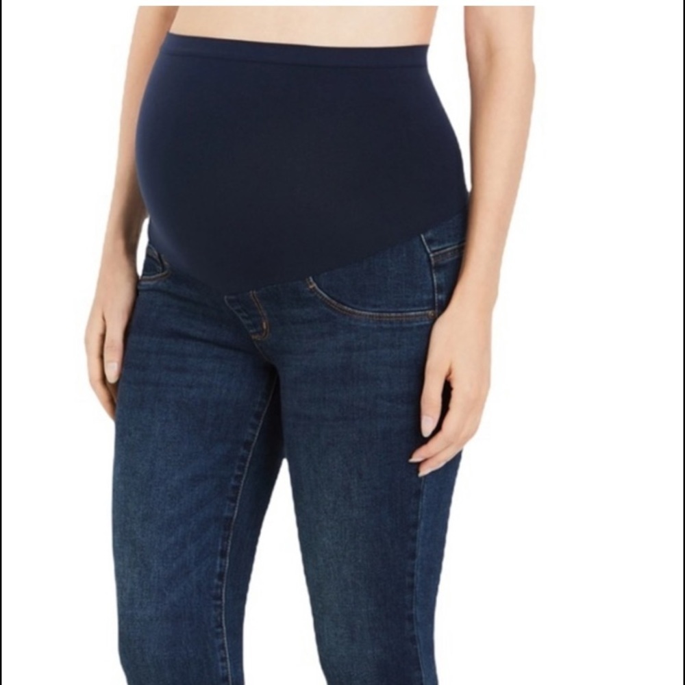 🌟Oh Baby by Motherhood Maternity Jean Capris🌟